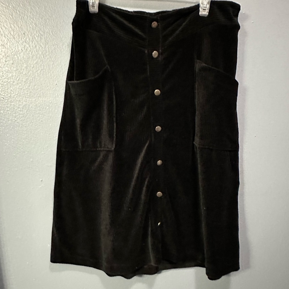 70s Black Velvet Button Mid-length Skirt Stretch with pockets size XL Vintage